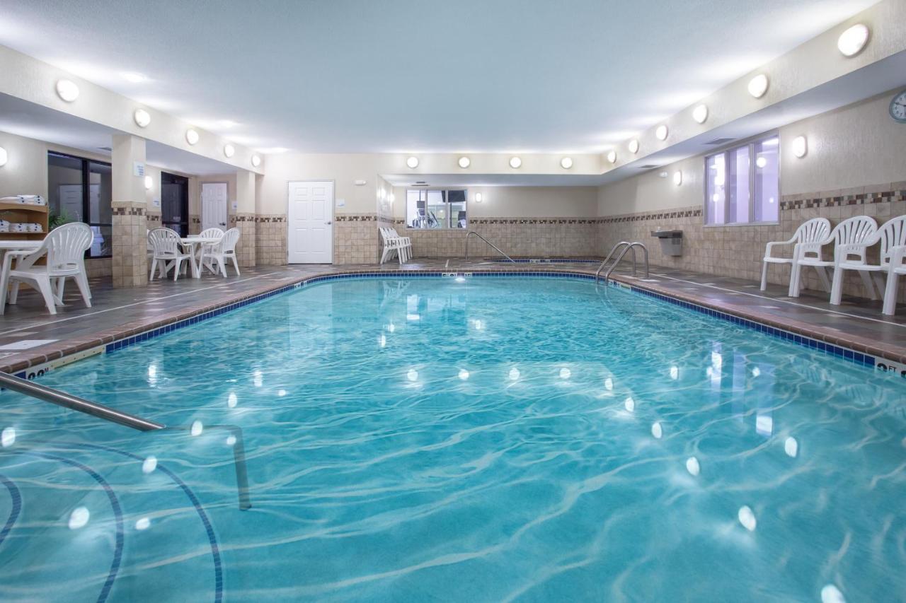 Holiday Inn Express Hotel & Suites Fort Collins By Ihg מראה חיצוני תמונה