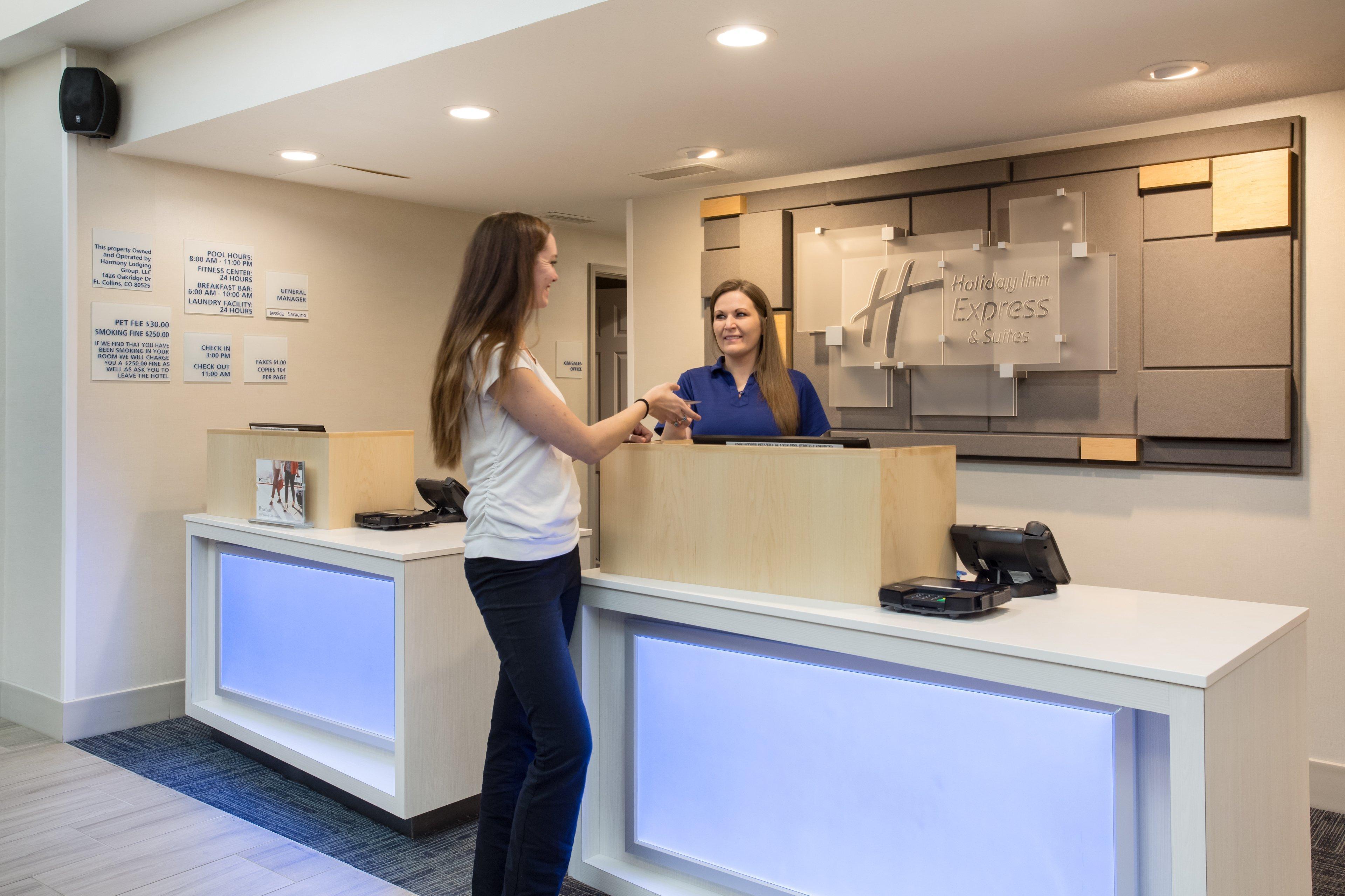 Holiday Inn Express Hotel & Suites Fort Collins By Ihg מראה חיצוני תמונה