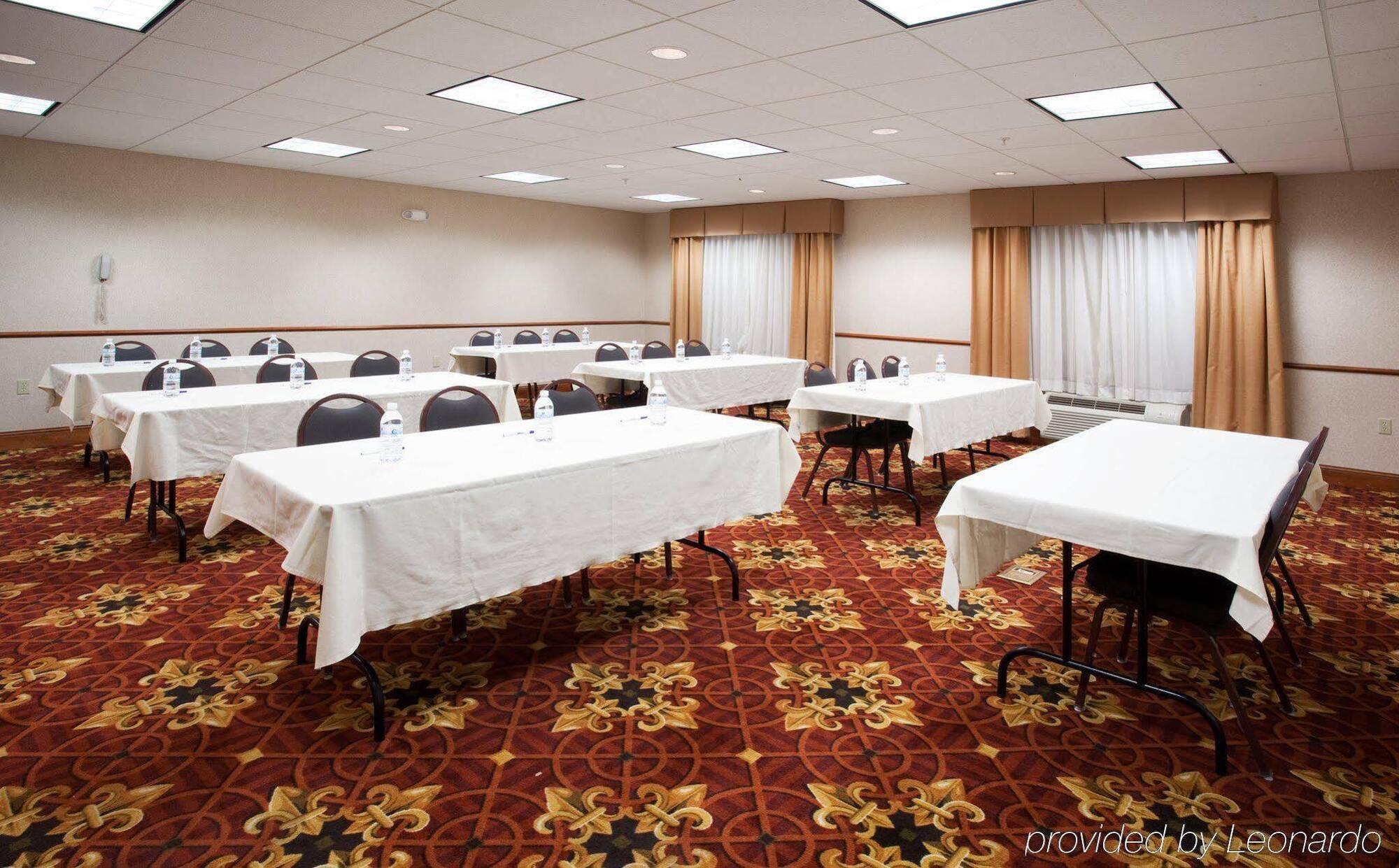 Holiday Inn Express Hotel & Suites Fort Collins By Ihg מראה חיצוני תמונה